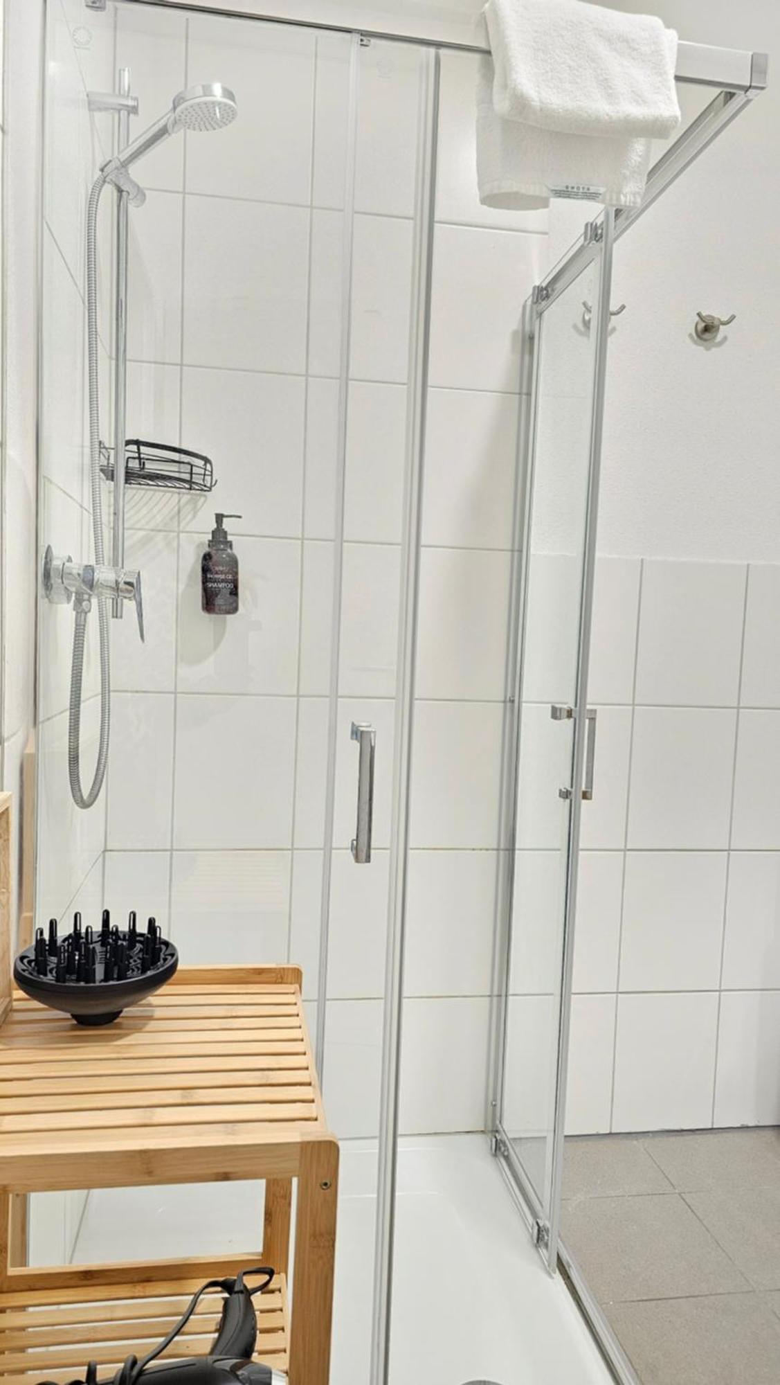 Design-Apartment II Boxspring I Nespresso I Balkon I Basel 10 Km I Tiefgarage Eimeldingen Bagian luar foto